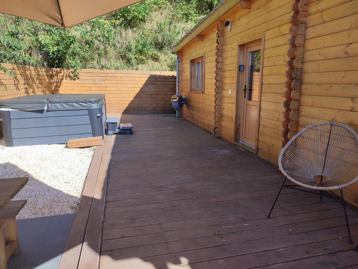 Le Chalet Jacuzzi Et Detente 4 Etoiles Bagneres-de-Bigorre Exterior photo